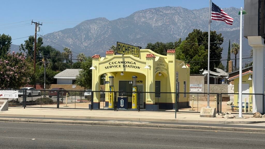 Cucamonga Service Station on RT 66