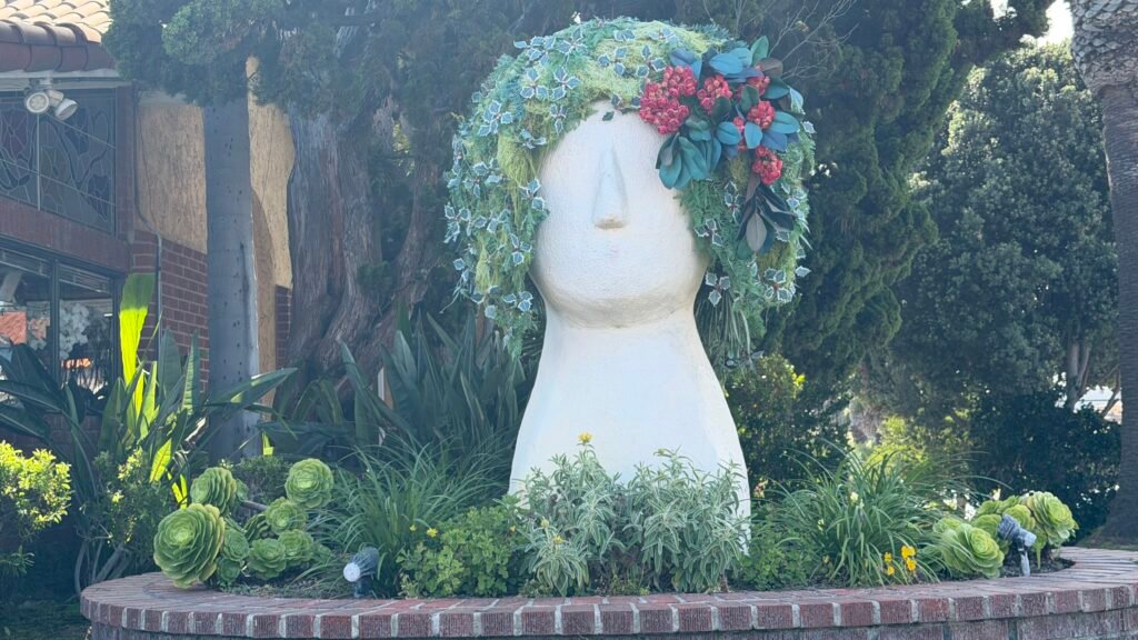 Hair Statue