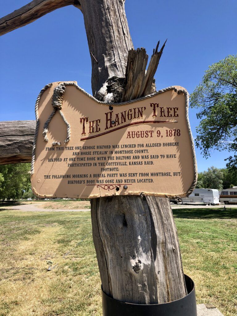 Hanging Tree Sign