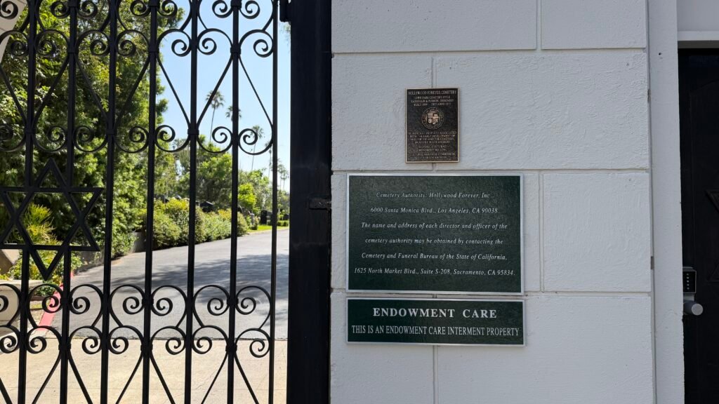 Plaque at Hollywood Cemetery