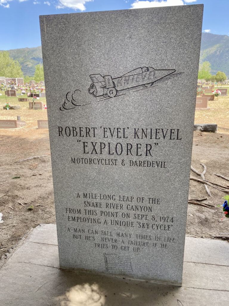 Evil Knievel Grave